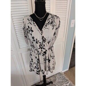 White Birch Top Women's XL Black White Floral Boho Blouse Peplum Cottagecore